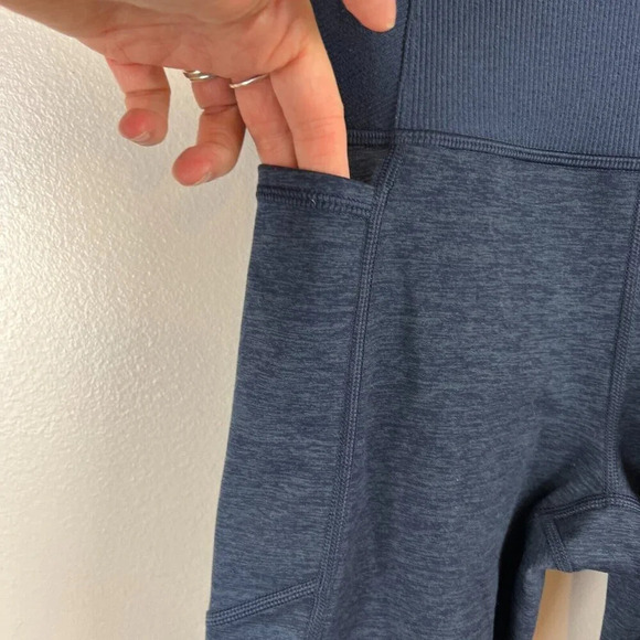 Athleta Exhale Stash Pocket Heel Tight Legging Size XS Blue Yoga Workout - Picture 6 of 12